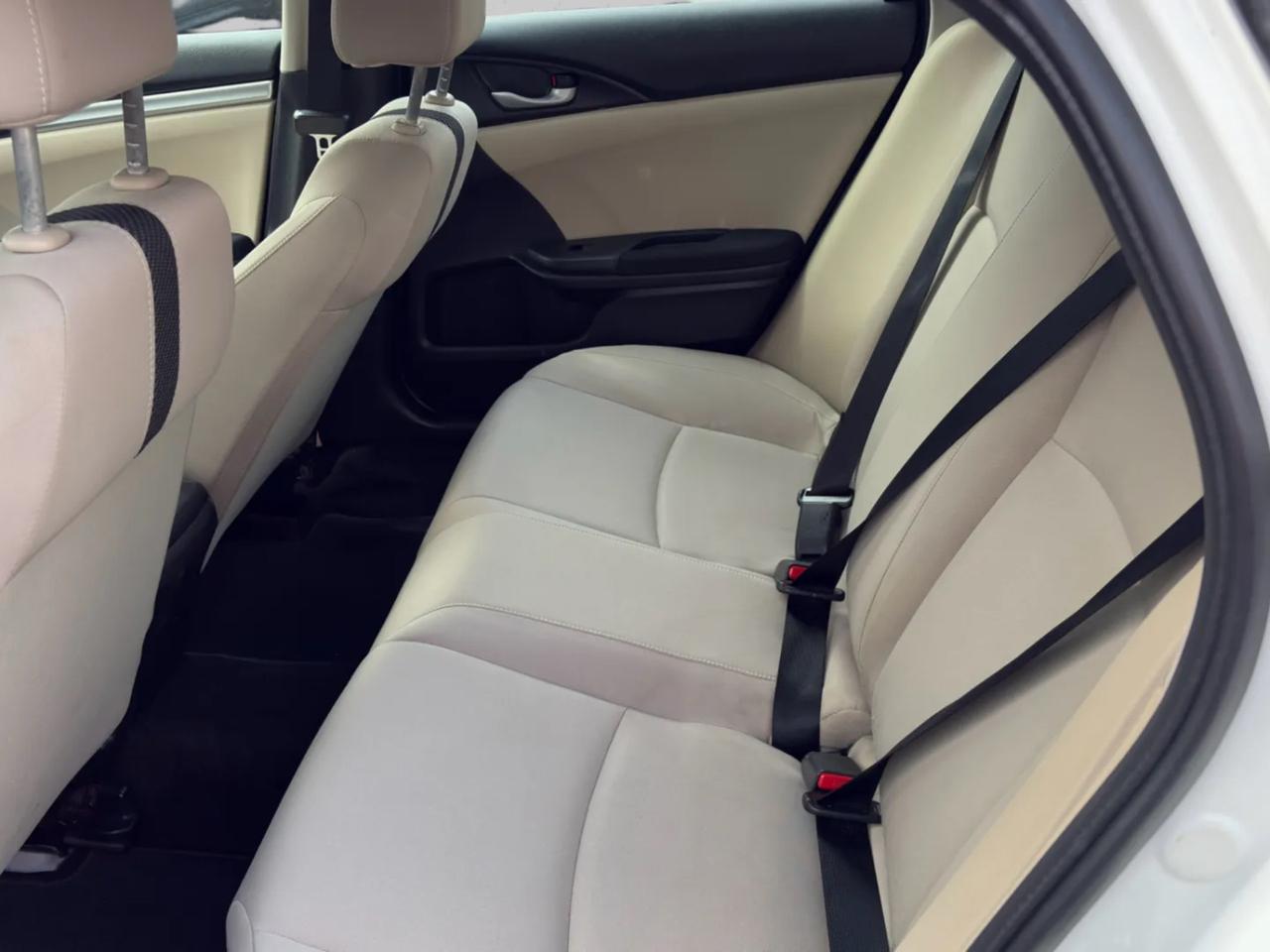Honda Civic LX Sedan CVT 2017