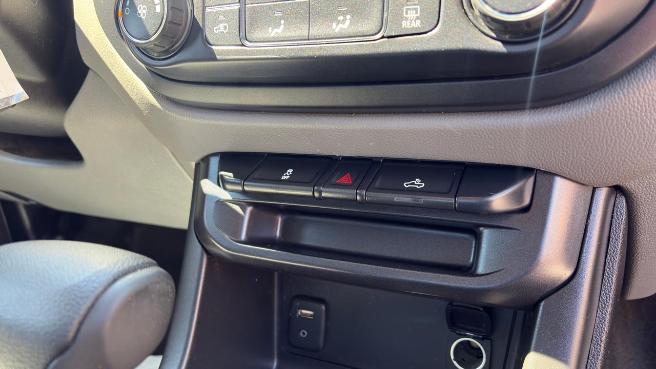 GMC Canyon Base Ext. Cab 4WD 2015