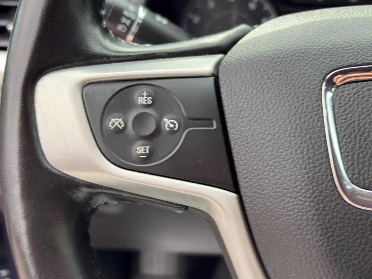 GMC Acadia SLE-1 AWD 2018