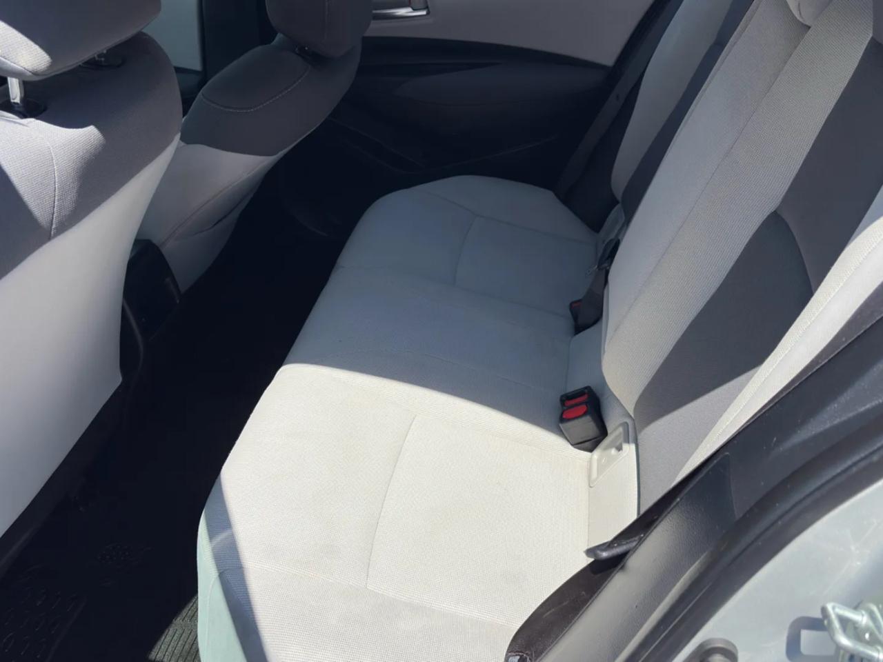 Toyota Corolla LE 2021