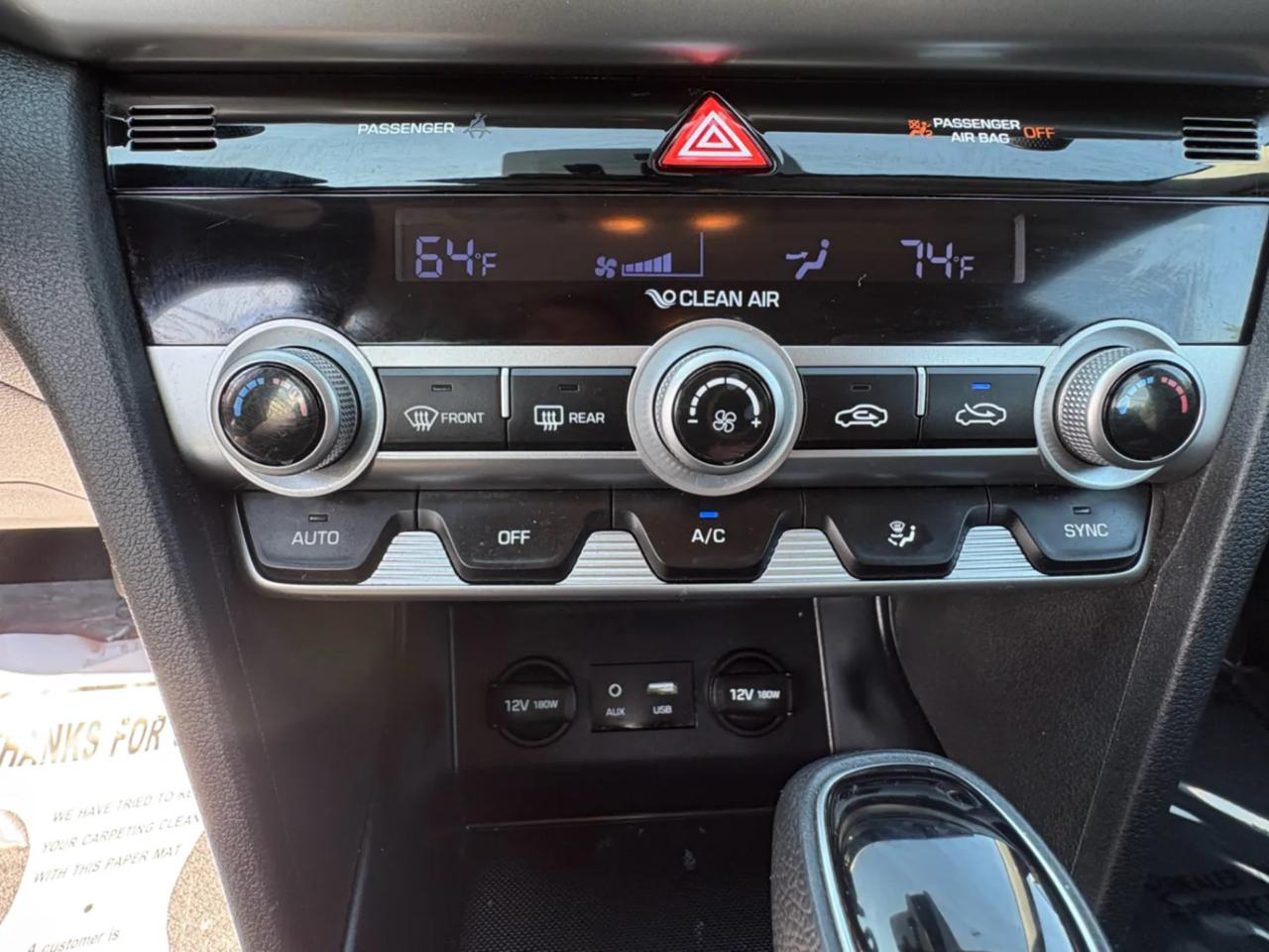 Hyundai Elantra SE 6M 2020