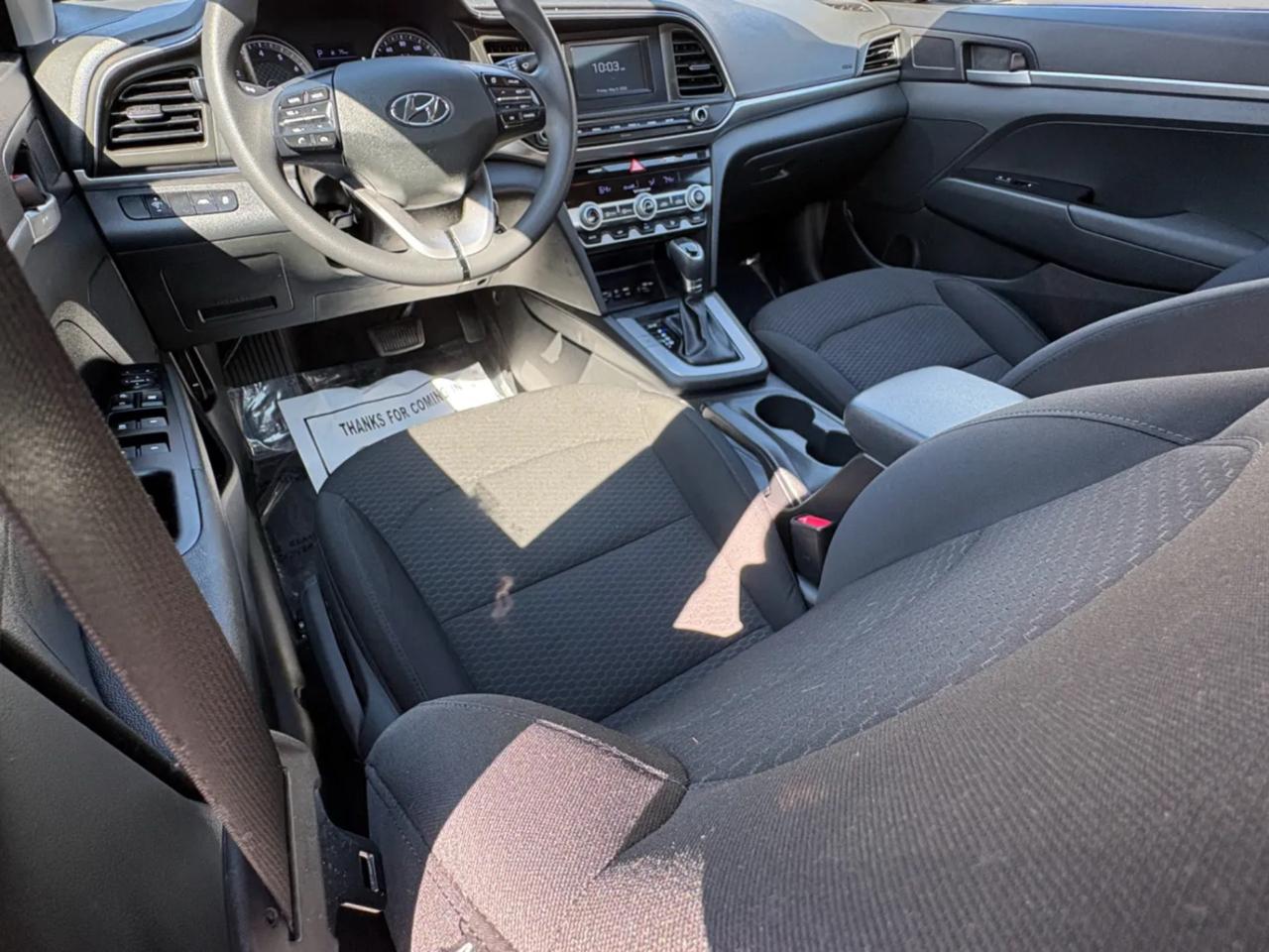 Hyundai Elantra SE 6M 2020