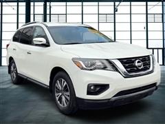2017 Nissan Pathfinder 