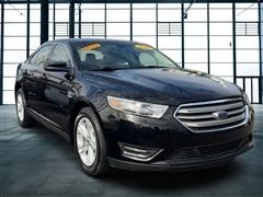 2018 Ford Taurus 