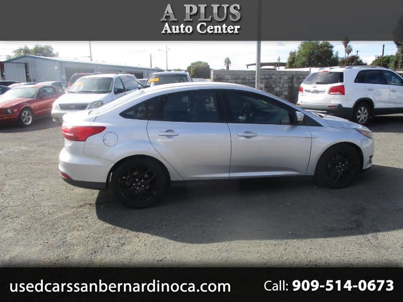 2016 Ford Focus SE Sedan