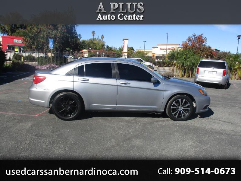 2013 Chrysler 200 Touring