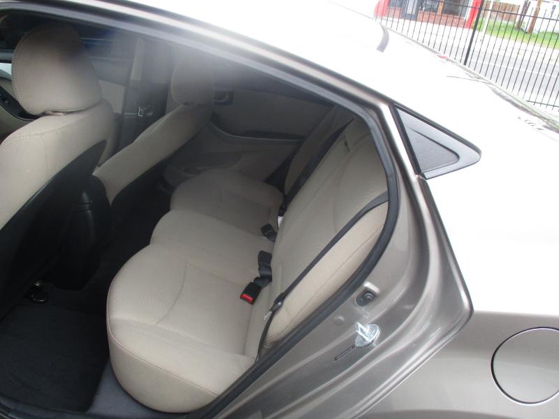 Hyundai Elantra Limited 2014