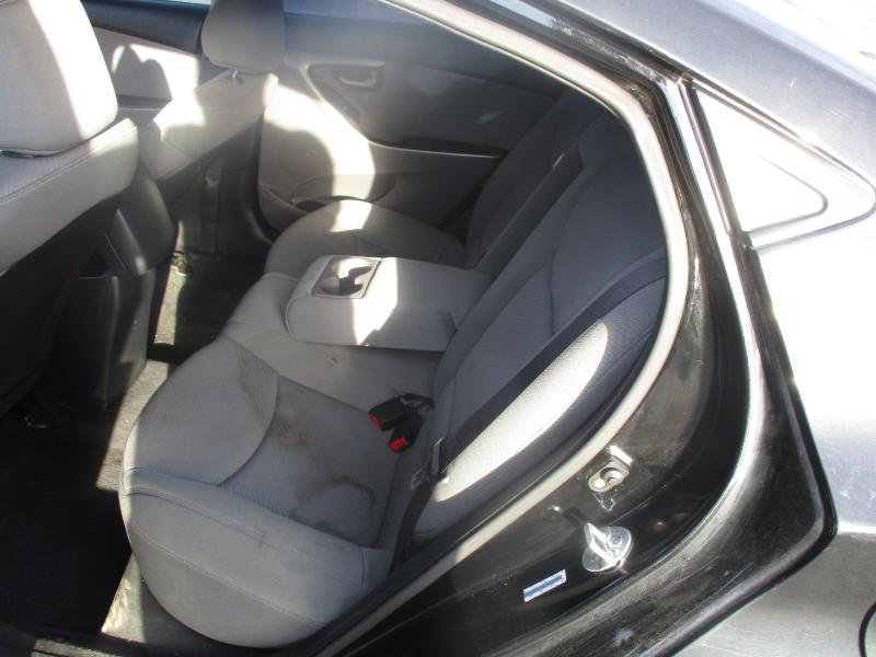 Hyundai Elantra Limited 2012