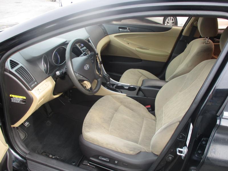 Hyundai Sonata GLS Auto 2012