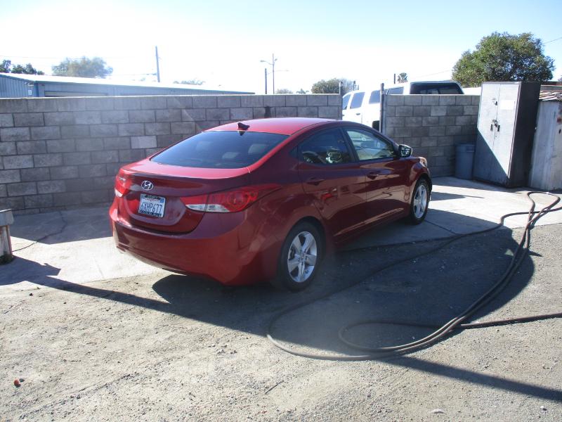 Hyundai Elantra Limited 2012
