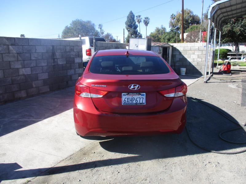 Hyundai Elantra Limited 2012