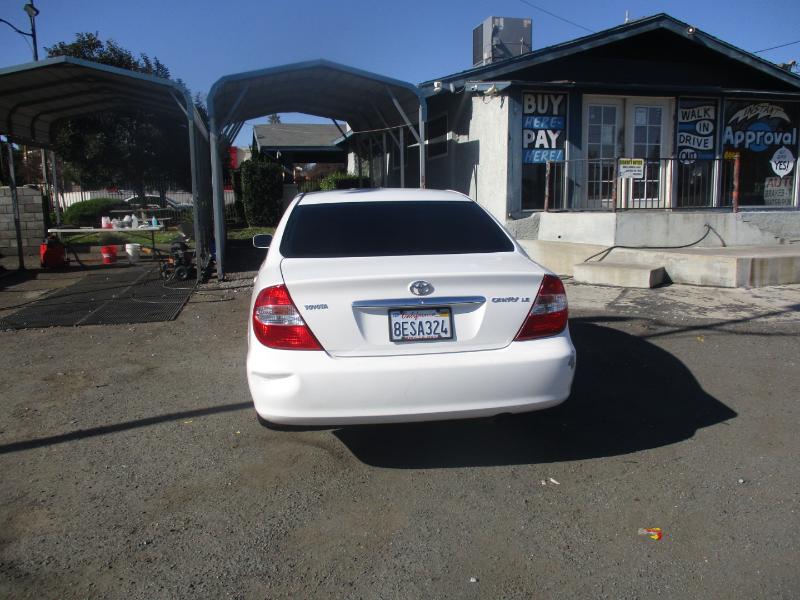 Toyota Camry LE 2002