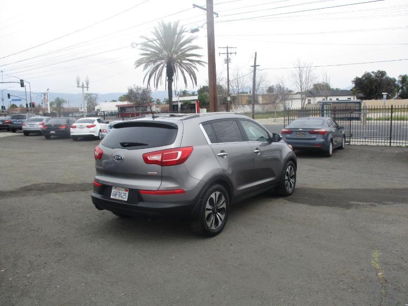 Kia Sportage LX FWD 2012