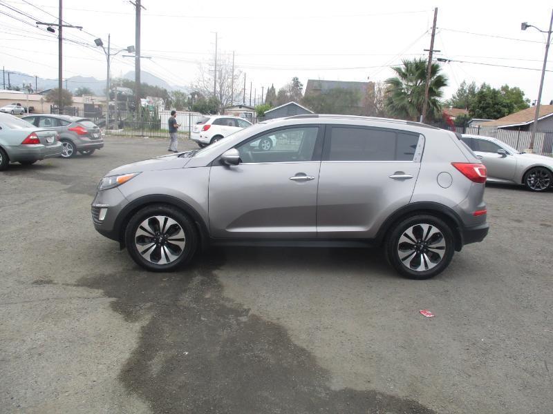 Kia Sportage LX FWD 2012