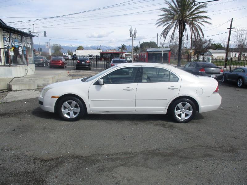 Ford Fusion V6 SE 2008