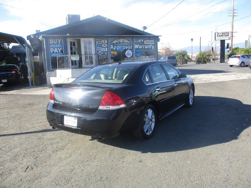 Ford Taurus SEL FWD 2011