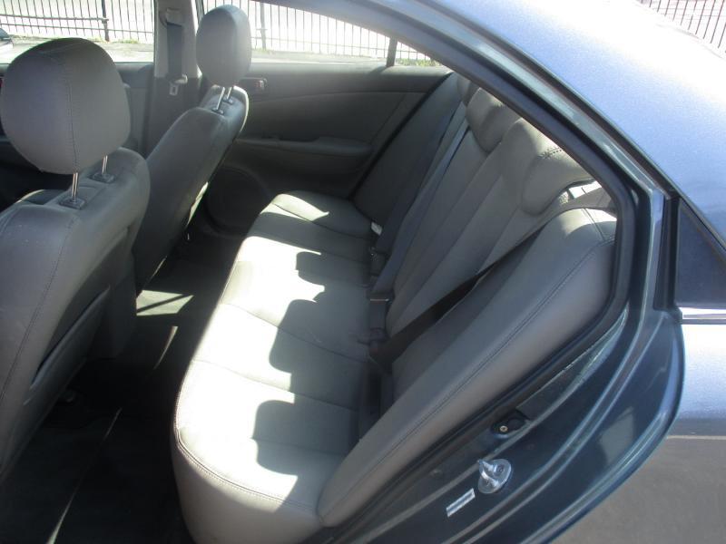 Hyundai Sonata SE V6 2010