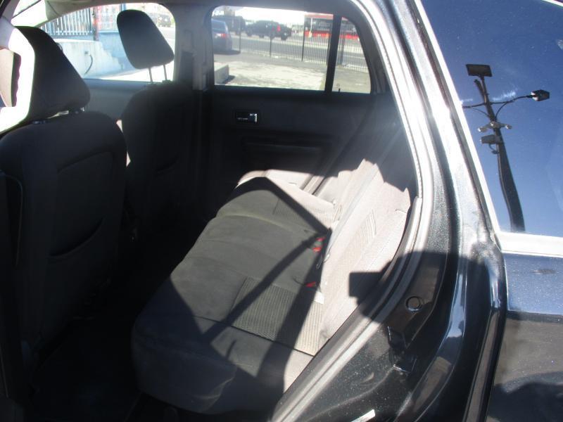 Ford Edge SE FWD 2010