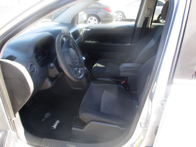 Jeep Compass Sport FWD 2011