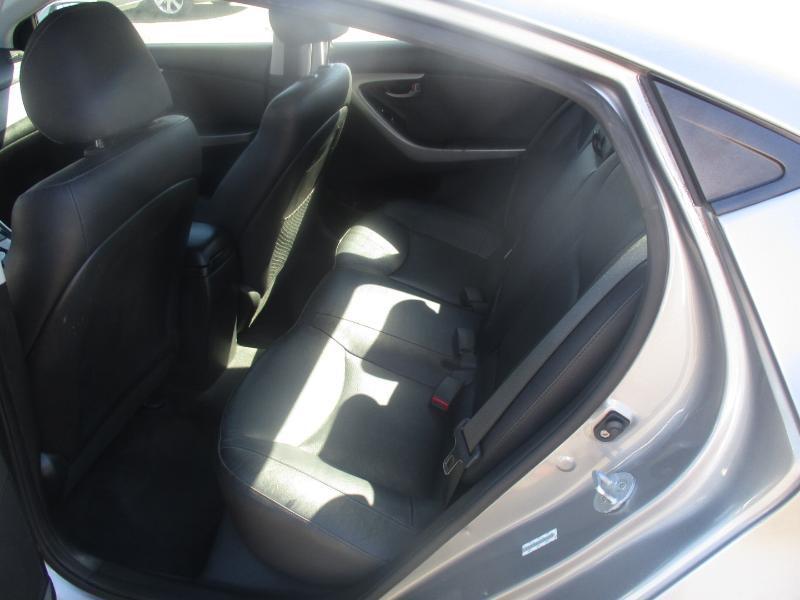 Hyundai Elantra Limited 2013