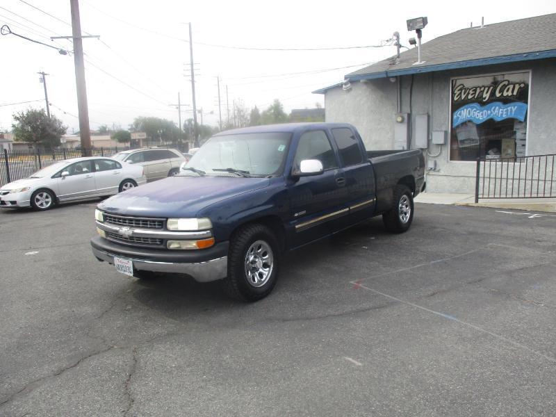 Chevrolet Silverado 1500 Ext. Cab Short Bed 2WD 2001