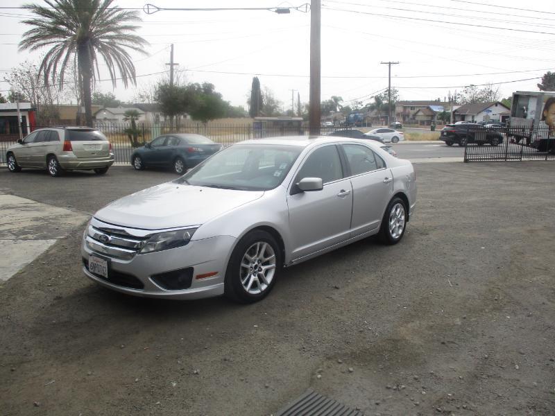 Ford Fusion SE 2010
