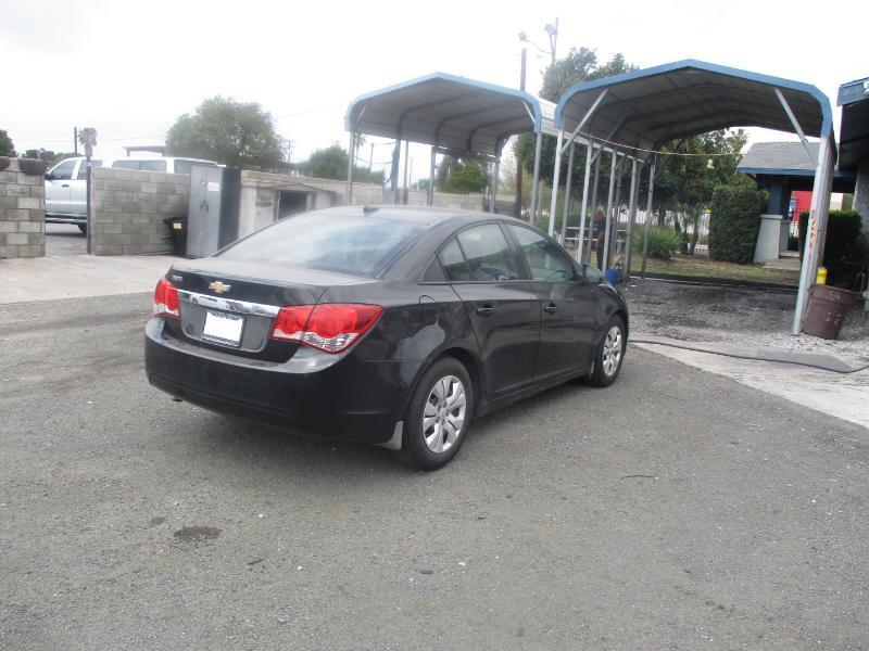 Chevrolet Cruze LS Auto 2013