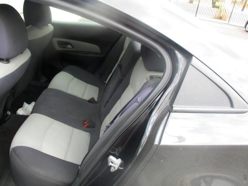 Chevrolet Cruze LS Auto 2013