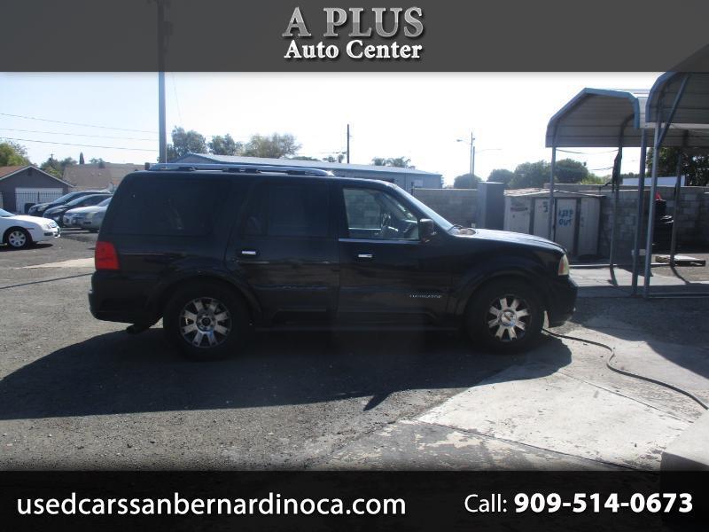 Lincoln Navigator Luxury 2WD 2004