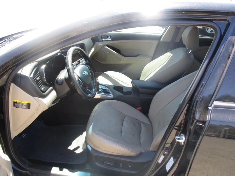 Kia Optima Hybrid LX 2013