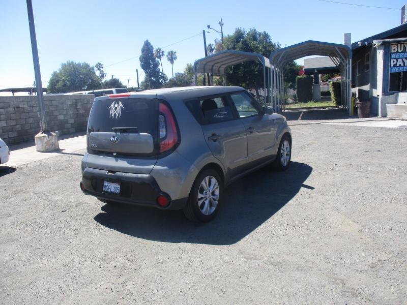 Kia Soul + w/Signature 2.0 Special Edition 2016