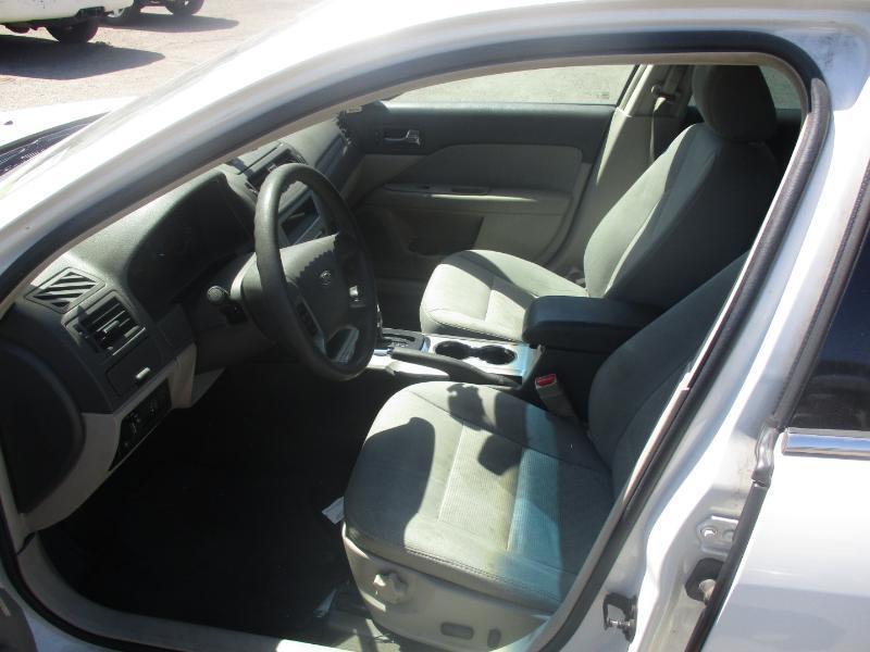 Ford Fusion SE 2012