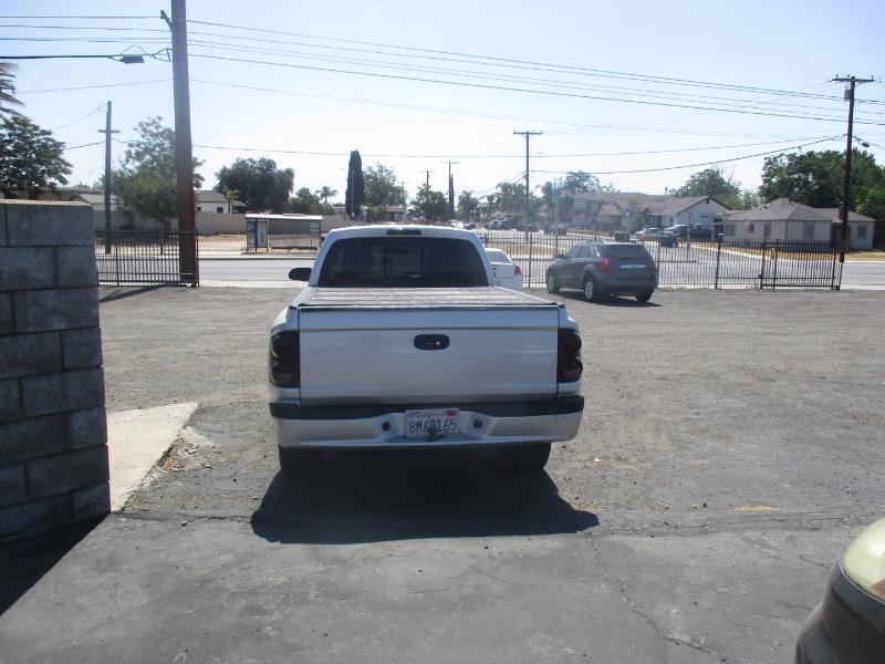 Dodge Dakota SLT Club Cab 2WD 2007
