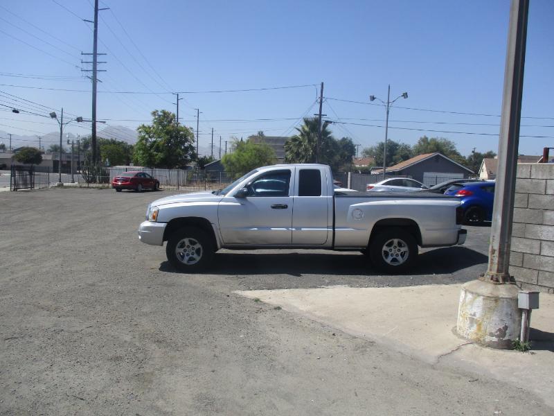 Dodge Dakota SLT Club Cab 2WD 2007