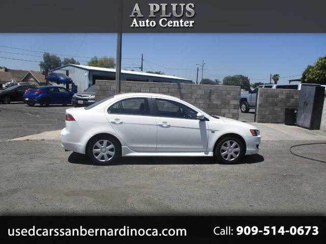 White 2015 Mitsubishi Lancer ES FWD Sedan Front-Wheel Drive