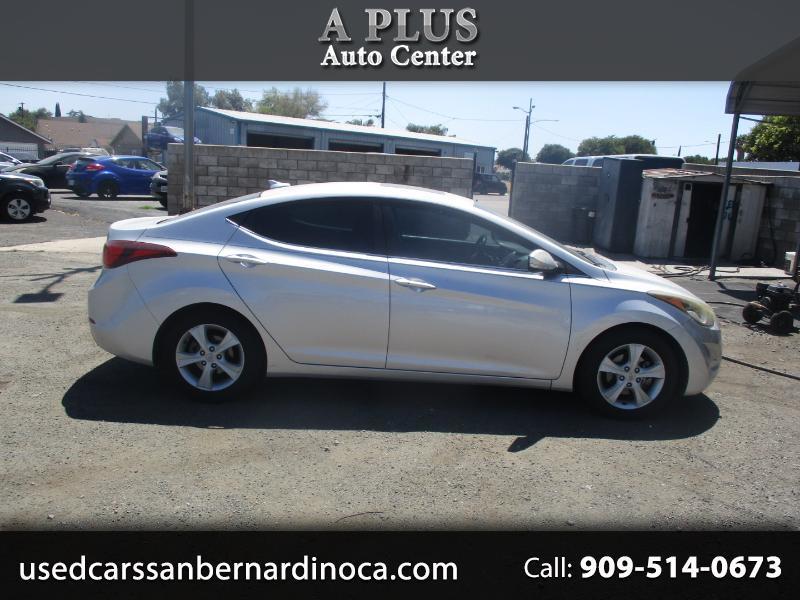 Hyundai Elantra SE 6AT 2016