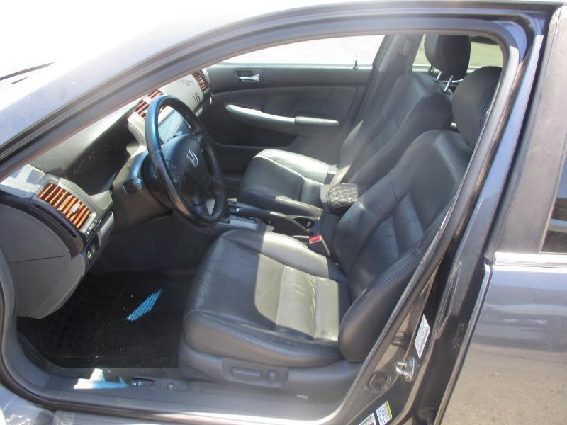Honda Accord EX V-6 Sedan AT w/ Nav System/ XM Radio 2006