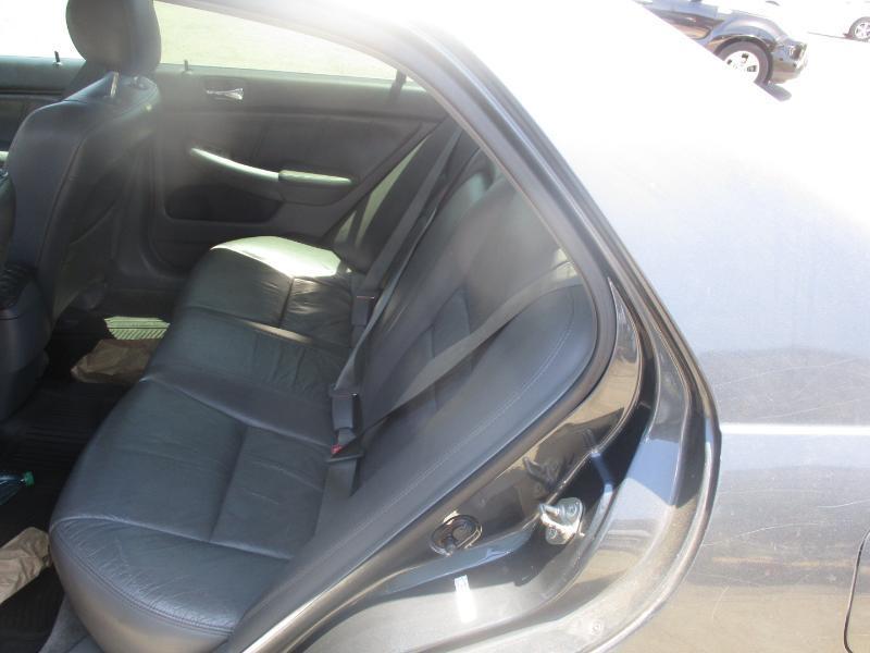 Honda Accord EX V-6 Sedan AT w/ Nav System/ XM Radio 2006