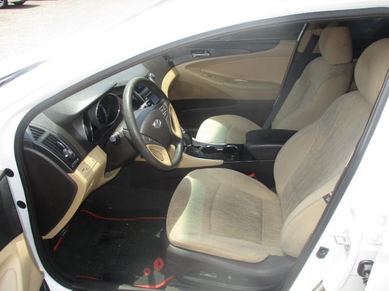 Hyundai Sonata GLS 2013