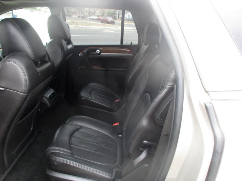 Buick Enclave Leather FWD 2012
