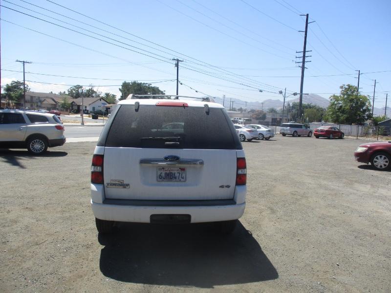 Ford Explorer XLT 4.0L 4WD 2009