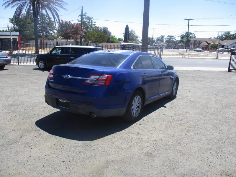 Ford Taurus SE FWD 2013