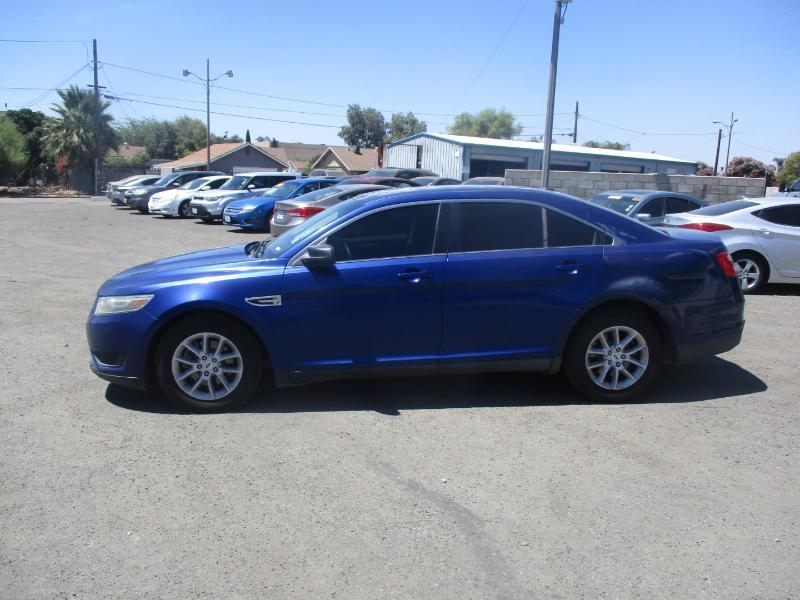 Ford Taurus SE FWD 2013