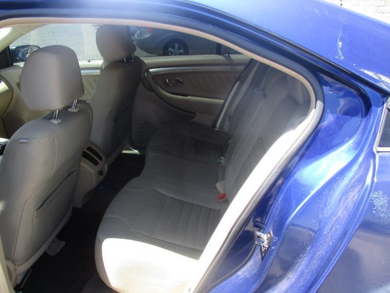 Ford Taurus SE FWD 2013
