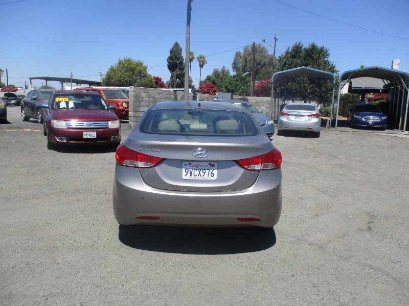 Hyundai Elantra Limited 2013