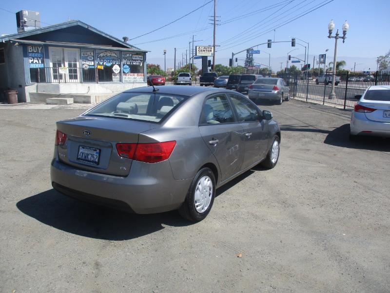 Kia Forte EX 2010
