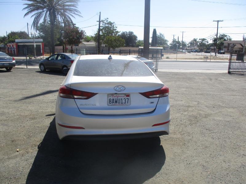 Hyundai Elantra Limited 2018