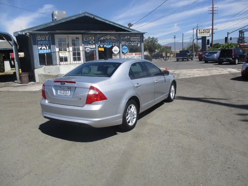 Ford Fusion I4 S 2011