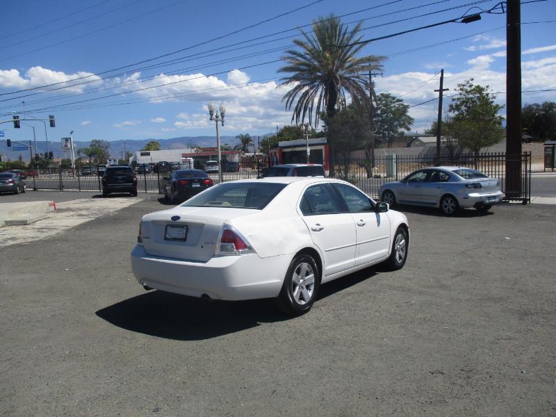 Ford Fusion V6 SE 2008