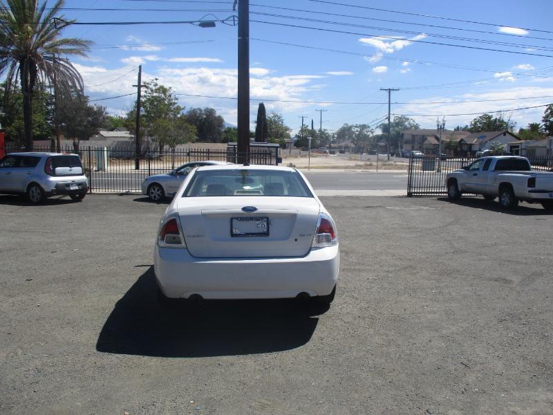 Ford Fusion V6 SE 2008